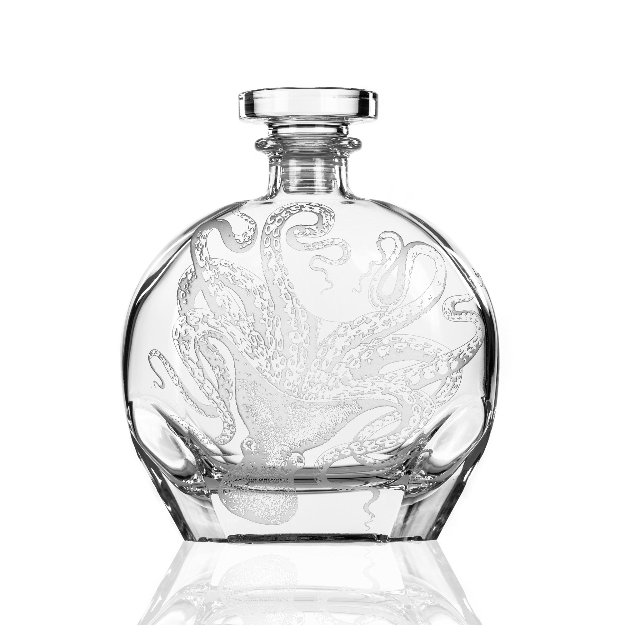 http://hometoharbour.com/cdn/shop/products/CAS-Lucy_20Decanter.jpg?v=1628263752